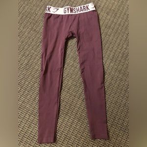 🩵2/$20 MIX&MATCH ☮️Gymshark Berry Colored Athletic Leggings